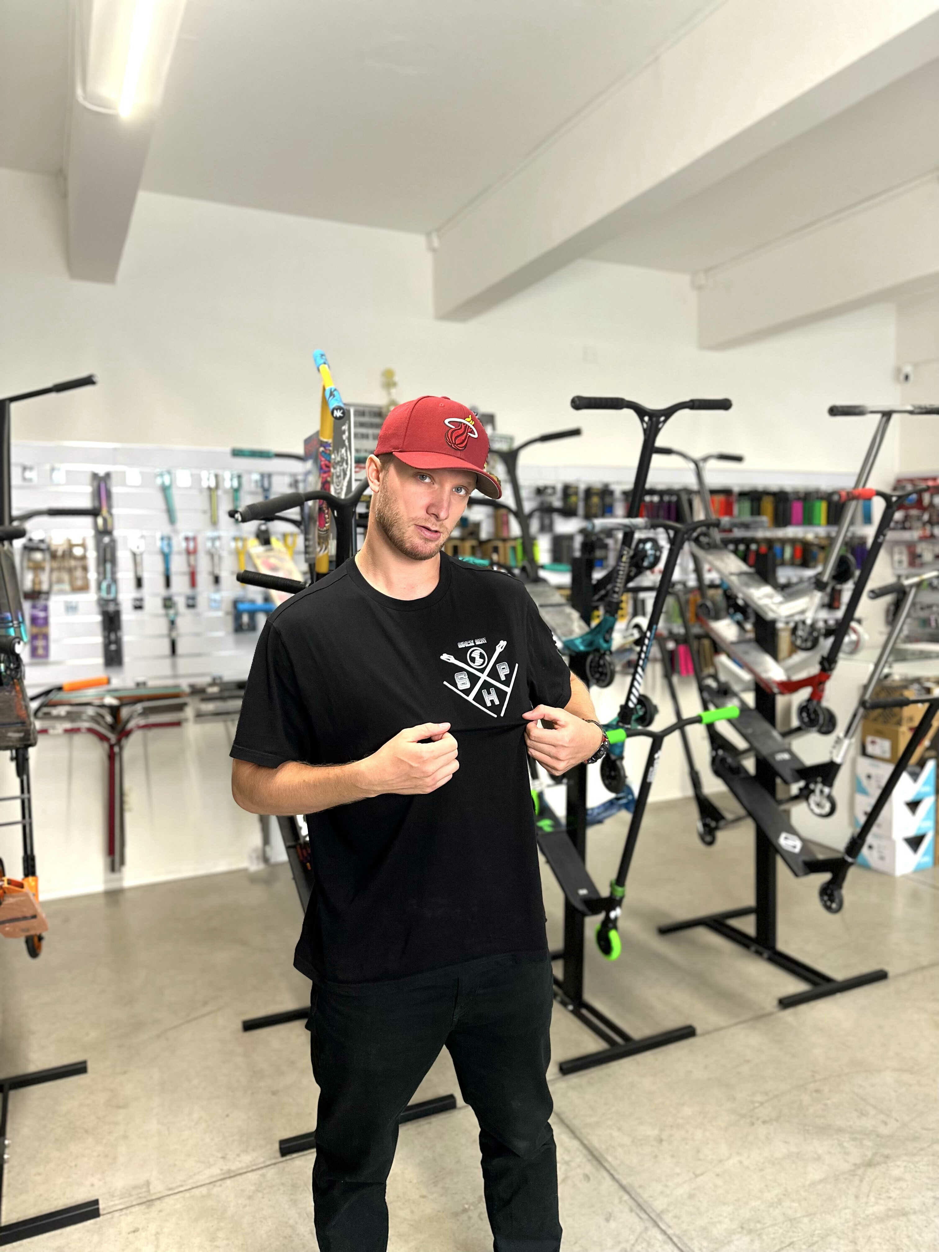 Boží triko Scootshop.cz černé Velikost: XXL